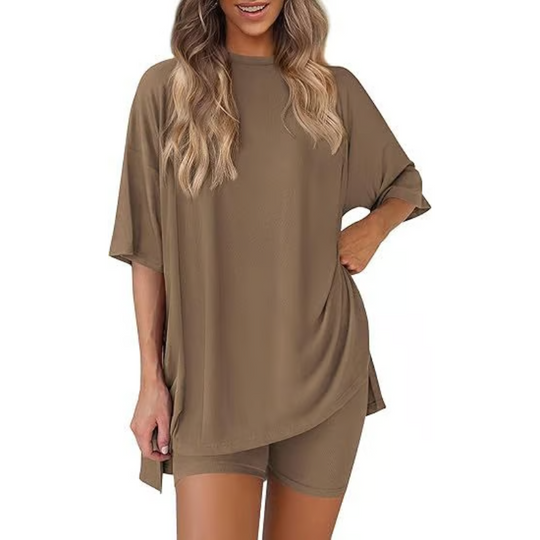 SummerEase Women's 2-Piece Set – Breezy T-Shirt & Stretch Shorts