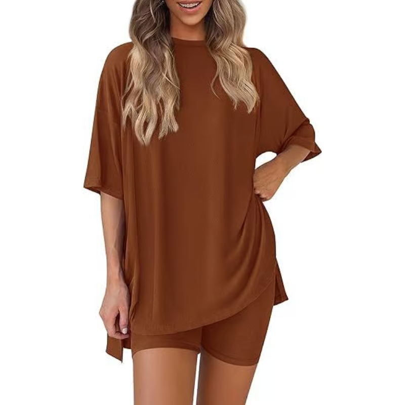 SummerEase Women's 2-Piece Set – Breezy T-Shirt & Stretch Shorts