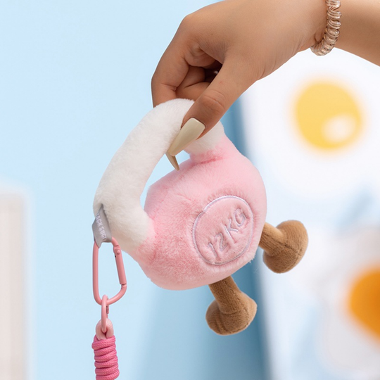 GymCuddle Fitness Plush Keychain – Cute Dumbbell & Kettlebell Bag Charm