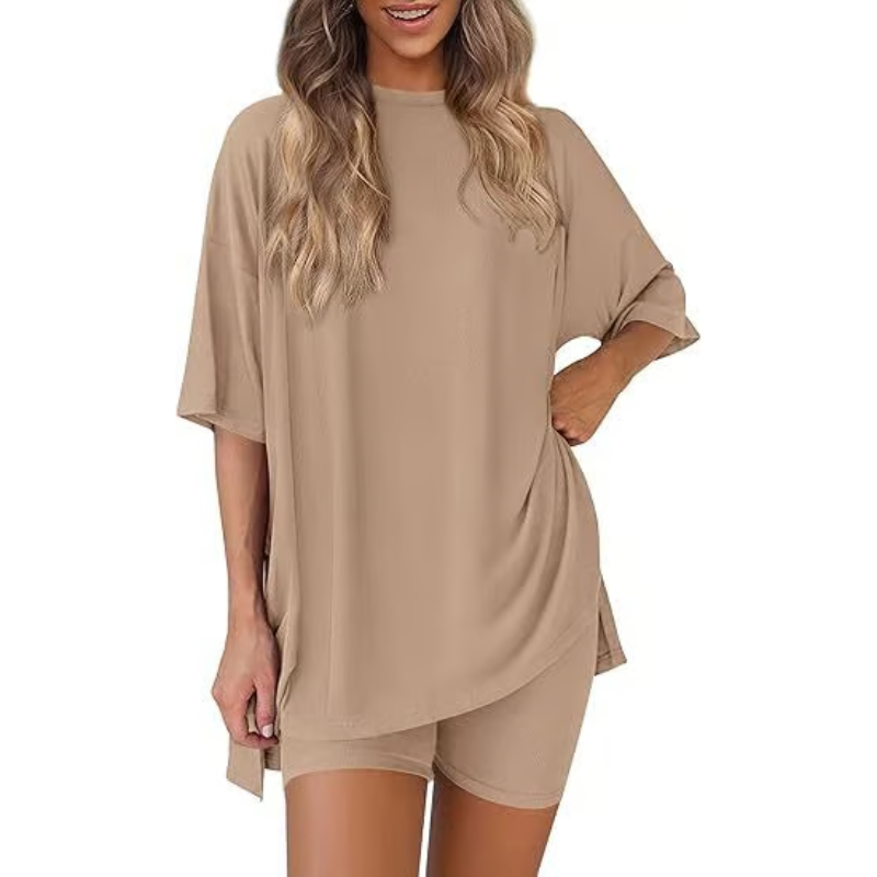 SummerEase Women's 2-Piece Set – Breezy T-Shirt & Stretch Shorts