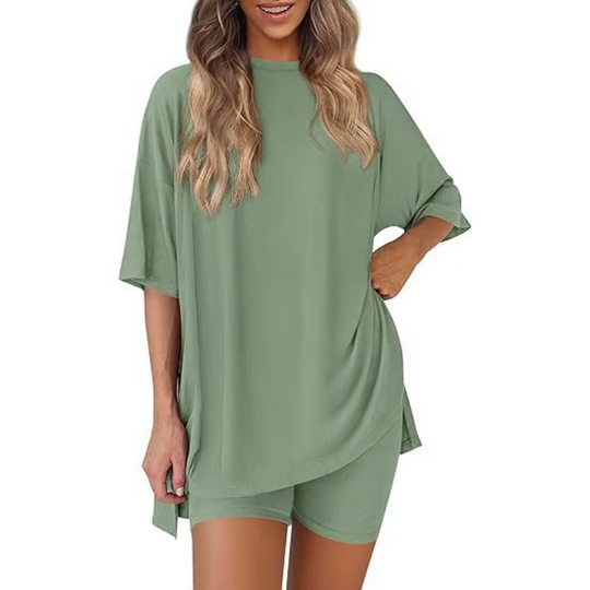SummerEase Women's 2-Piece Set – Breezy T-Shirt & Stretch Shorts
