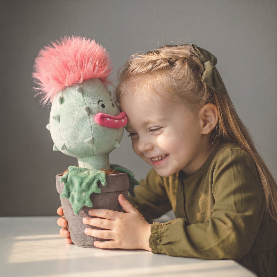PlantCuddle Flower & Clover Plush Toy – Soft Botanical Nature Stuffed Plant