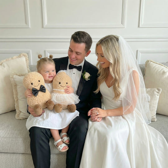 Gilena Newlywed Peanut Plush Toy – Soft Stuffed Toy for Kids & Toddlers