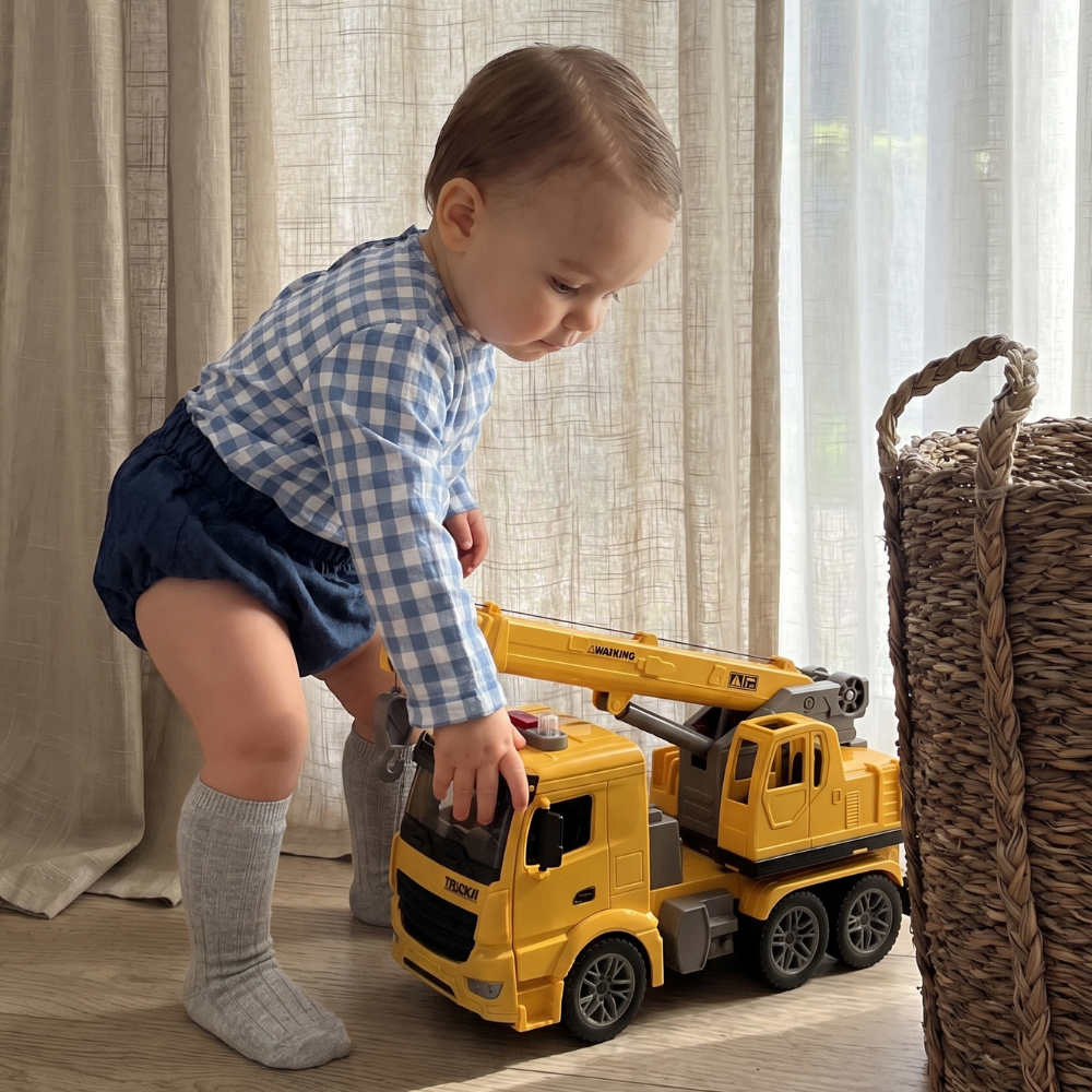 MiniBuilders – Crane Truck Toy