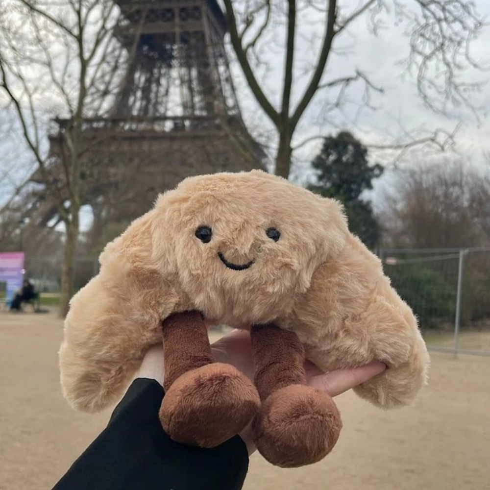 CroissyHug – Croissant Plush Toy