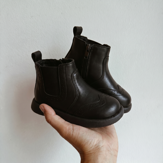 ClassicStep – Durable Classic Style Boots