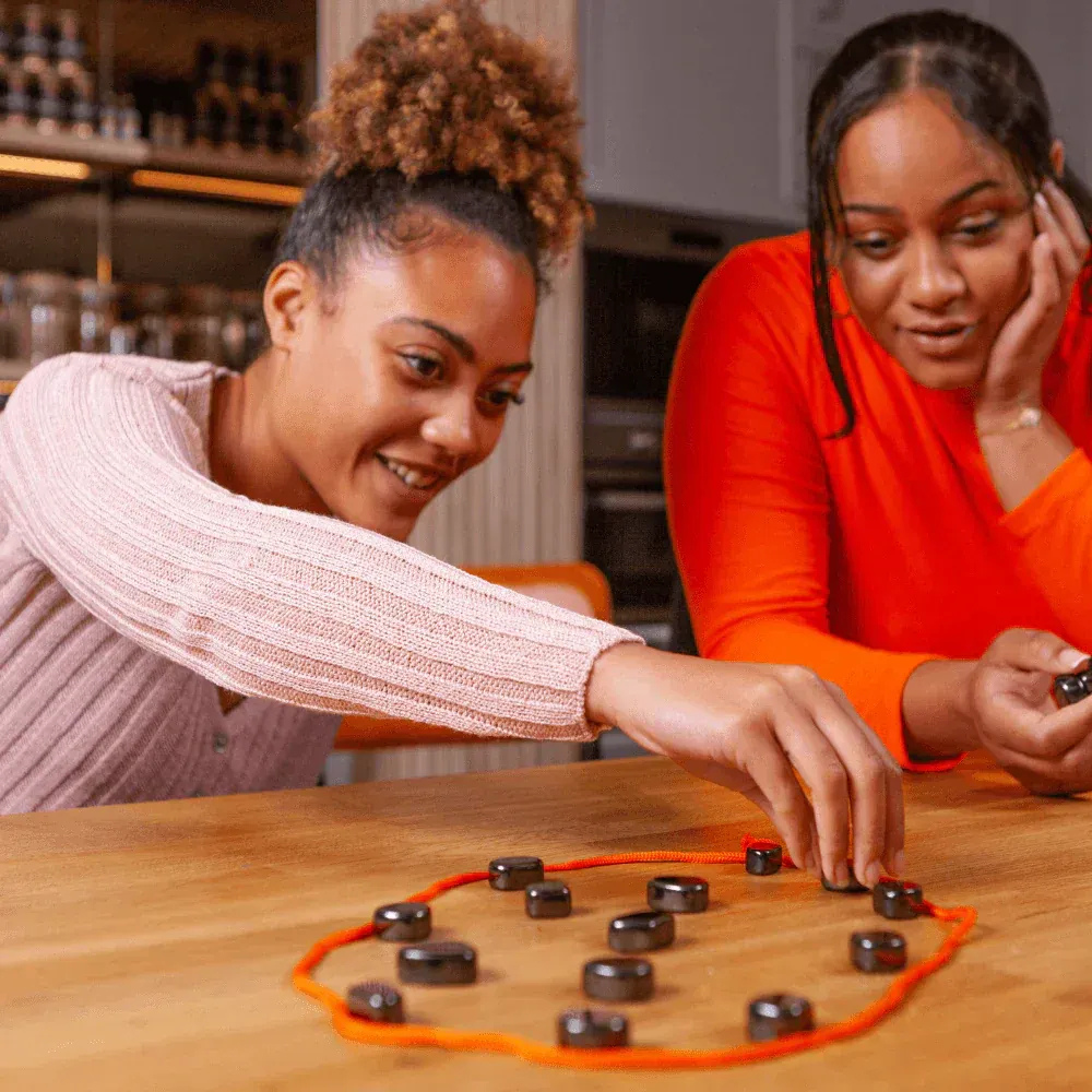 MagnoBattle – Magnetic Strategy Chess Game