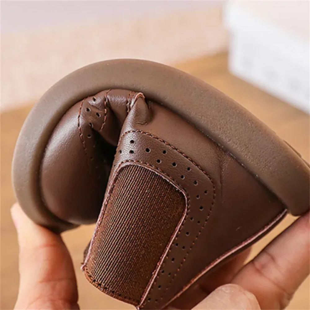ClassicStep – Durable Classic Style Boots